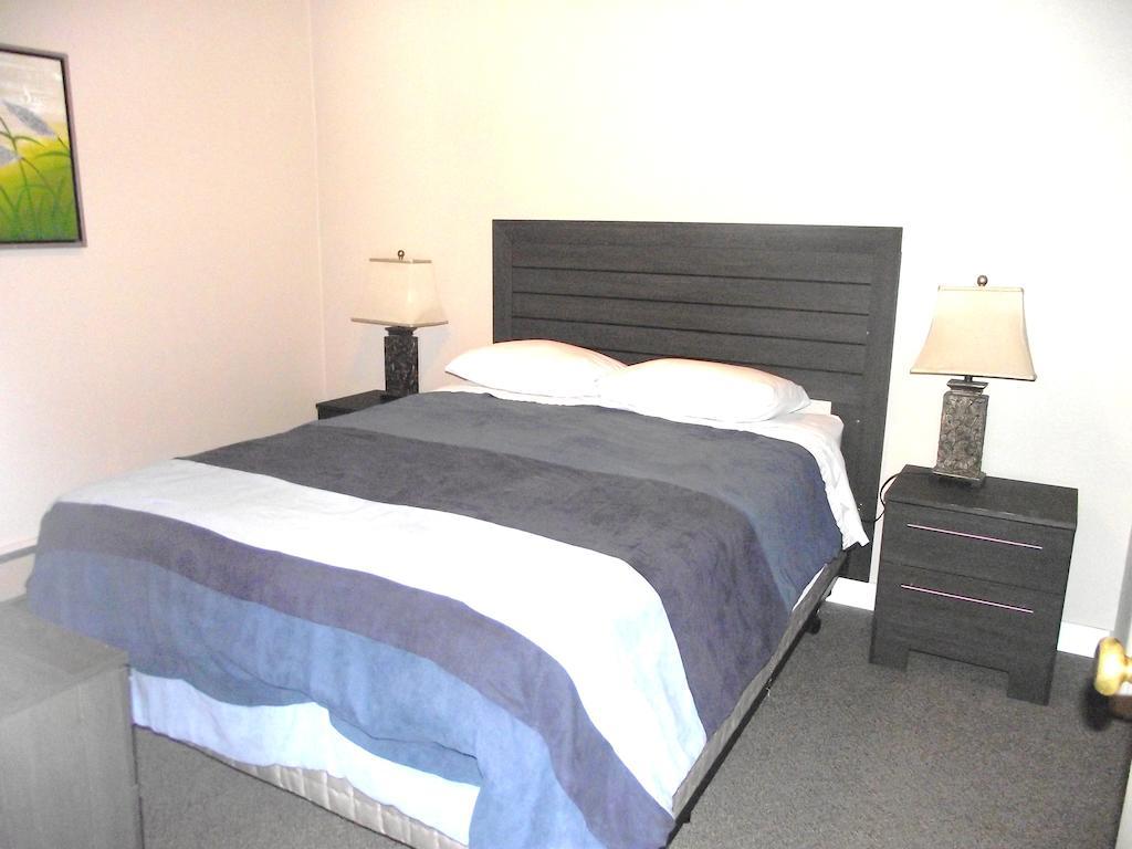 Stratford Motel Γουάιτχορς Δωμάτιο φωτογραφία