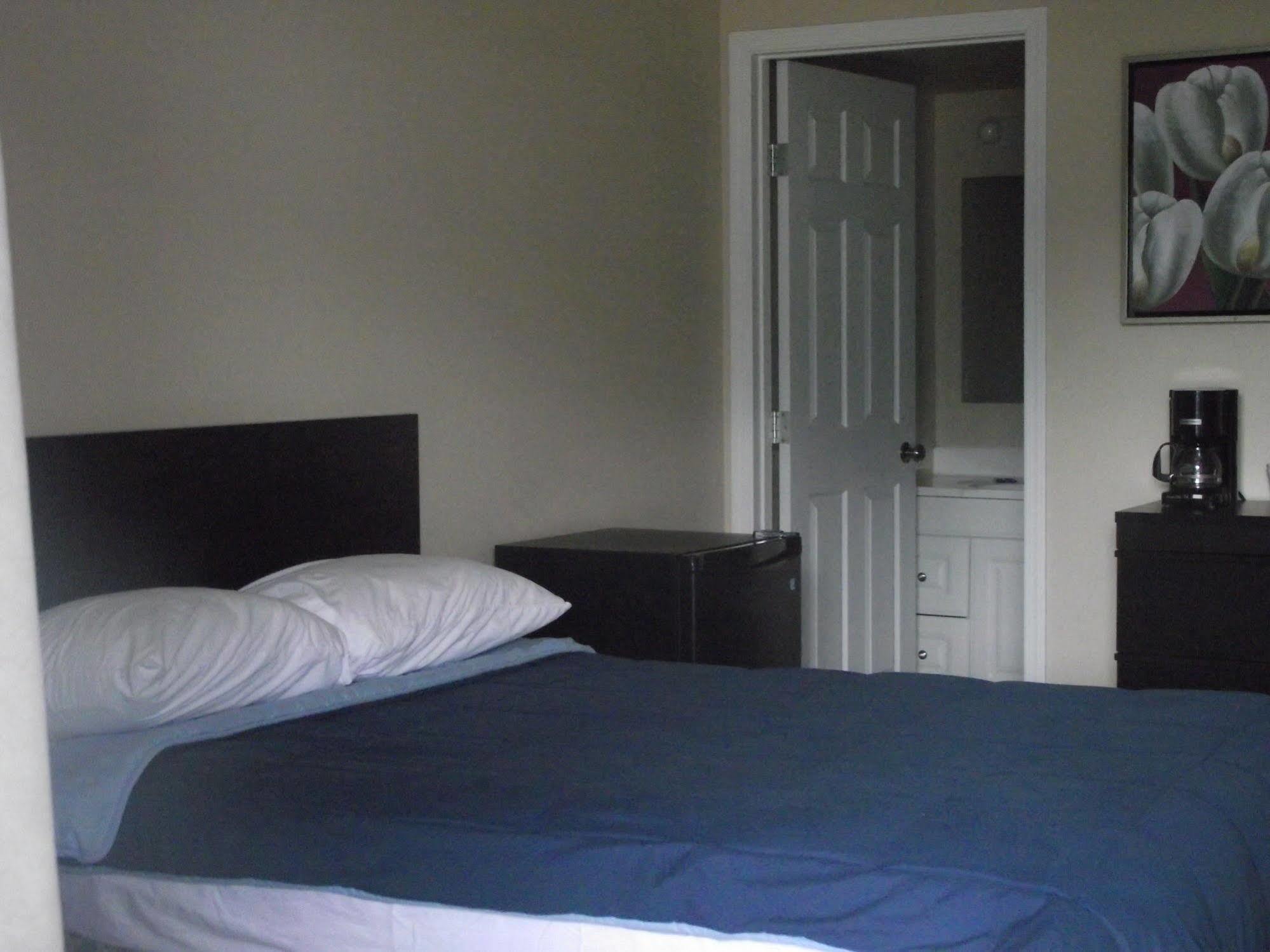 Stratford Motel Γουάιτχορς Εξωτερικό φωτογραφία