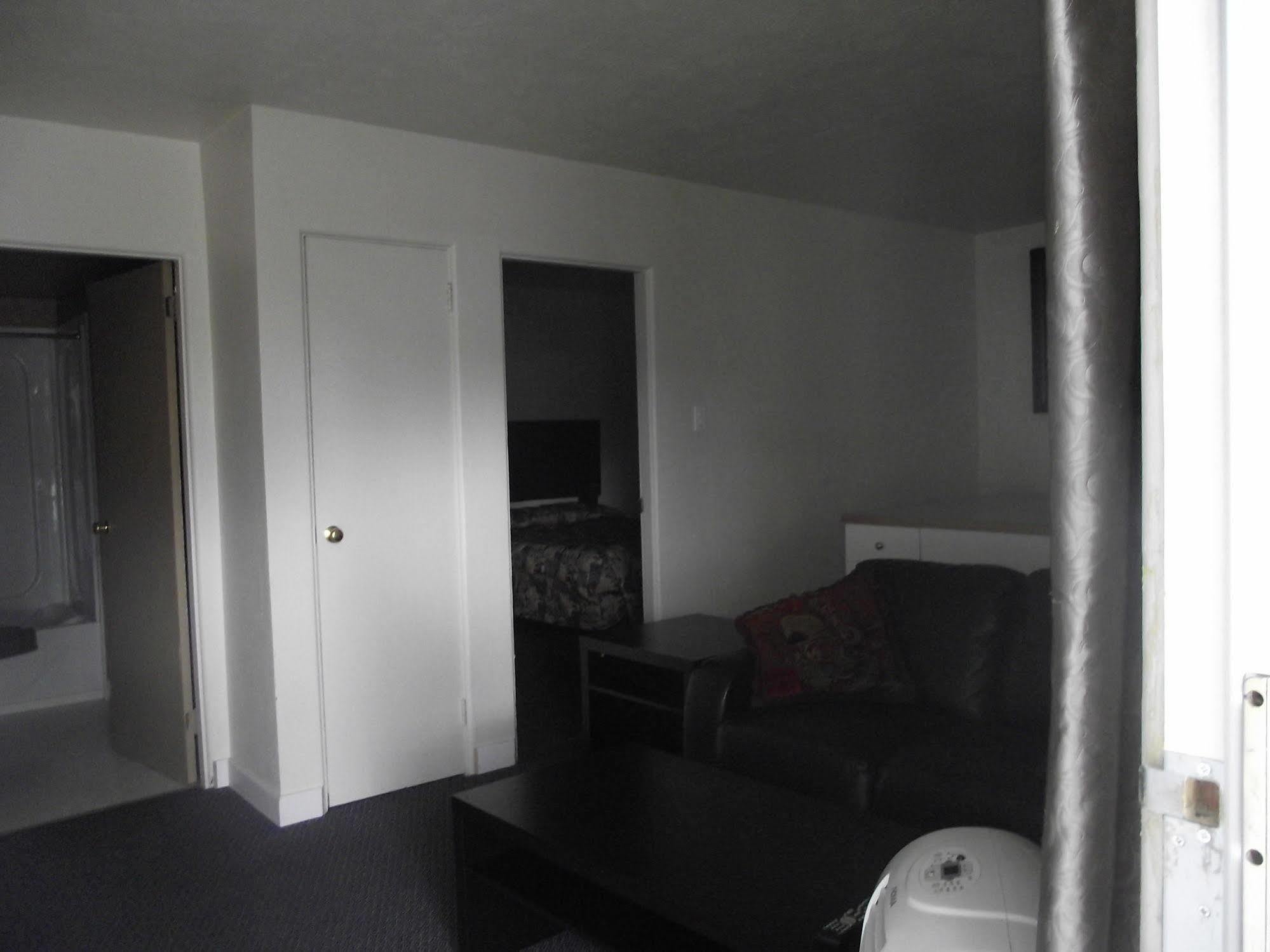 Stratford Motel Γουάιτχορς Εξωτερικό φωτογραφία